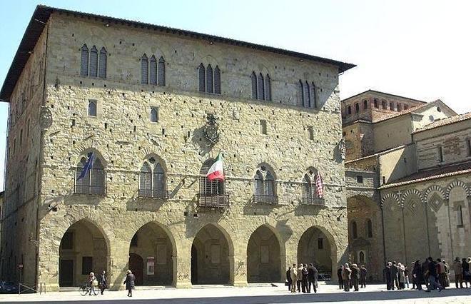 Comune, risparmi per un milione nel 2012 