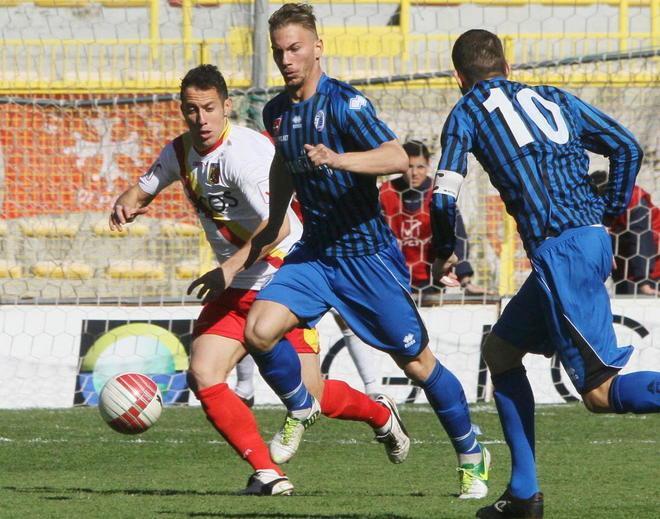 Derby, Perez si candida per una maglia 