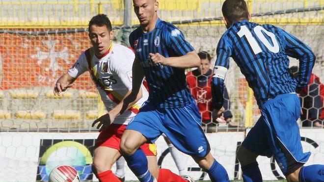 Derby, Perez si candida per una maglia