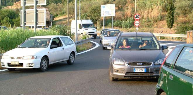 Bretella a senso unico nei tre giorni di festa 