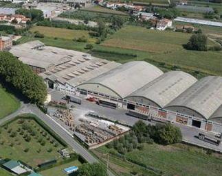 Esplode una bombola di gas alle Industrie Cartarie Pieretti 
