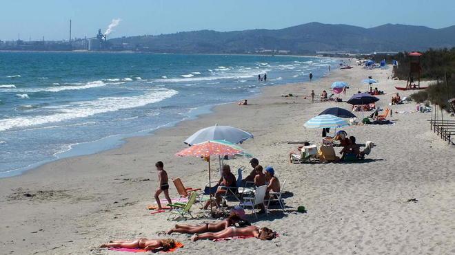 Una domenica a pulire la spiaggia a Ponte d’Oro
