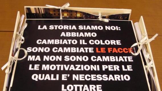 Poesie e lettere in mostra al teatro