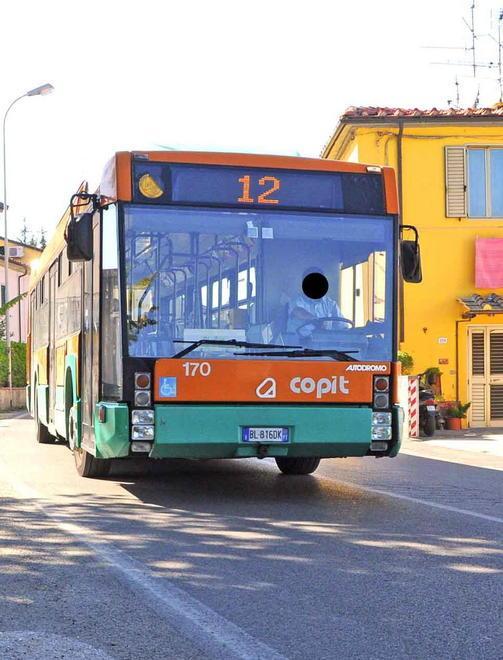Autobus sporchi e in ritardo, Martini scrive alla Copit 