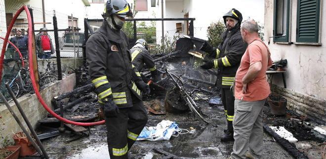 Esplode bombola del gas paura a Torre del Lago
