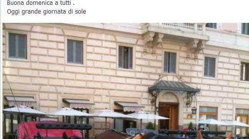 Spari davanti a Palazzo Chigi, il carabiniere ferito poco prima ha scritto su Facebook