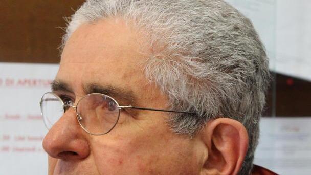 Testa a testa per la poltrona di sindaco