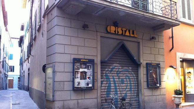 Negozi e centro culturale nell'ex Cristall: delibera adottata in consiglio