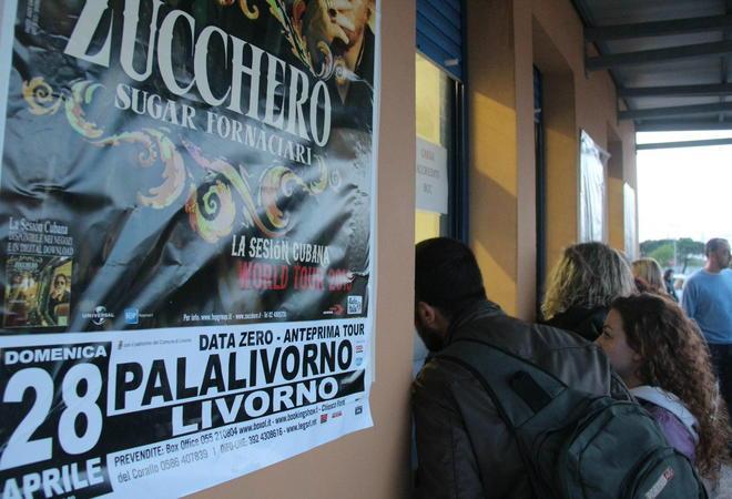 E al PalaLivorno spuntano i parcheggiatori abusivi 
