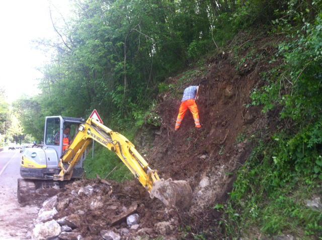 Nuove frane in Valbisenzio, disagi risolti in breve tempo 