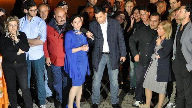 In piazza la crisi della politica
