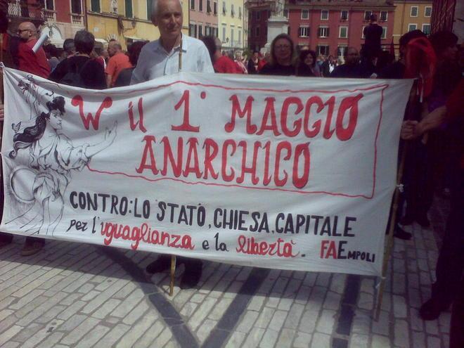 A Carrara il tradizionale Primo maggio anarchico 