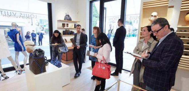 Louis Vuitton apre il primo negozio a tempo 