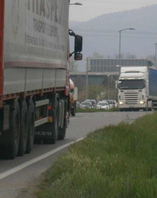Oggi tutti in bicicletta per dire no a questi assi viari