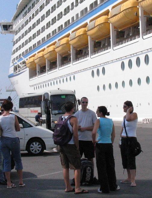 Crociere, arriva l’intesa salva-traffici 
