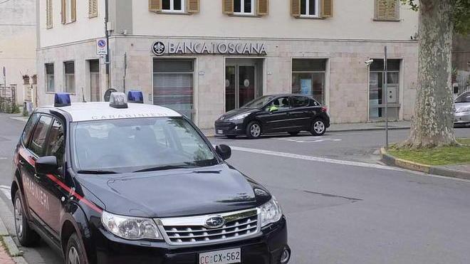 Colpo al Monte dei Paschi bottino di 50mila euro