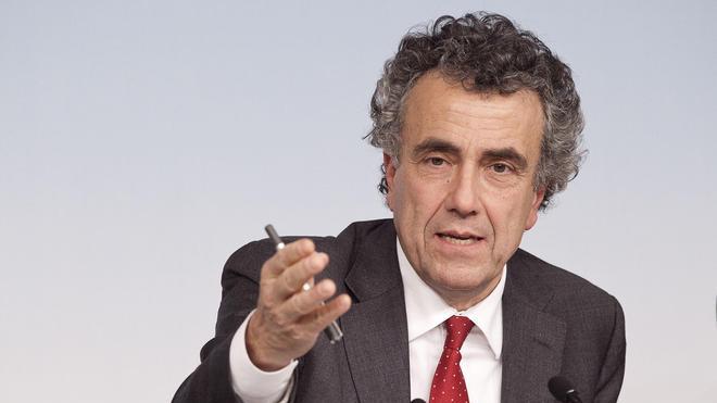 Fabrizio Barca a Prato senza le telecameree spiega al Tirreno con un tweet: "Niente esibizionismi"