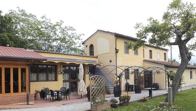 Colpo grosso al Pozzo di San Vito rubati carne, pesce e vivande 
