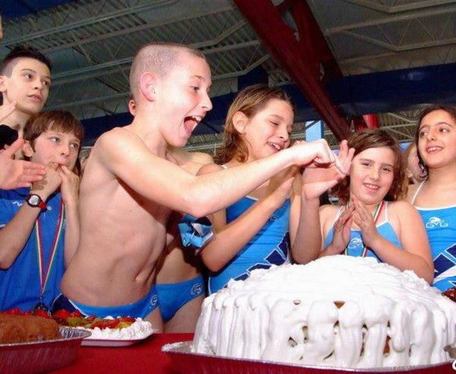 Raffica di successi per i nuotatori piombinesi 