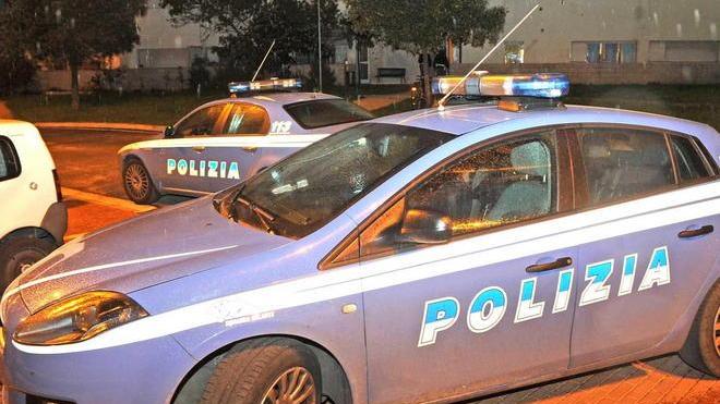 Ruba i pantaloni all’Oviesse Fermata e denunciata