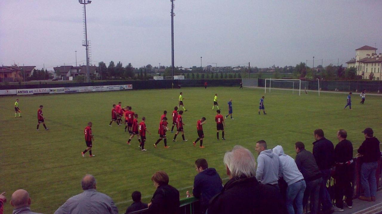 La Lucchese vince a Piacenza (1-0) col gol di Chiarabini