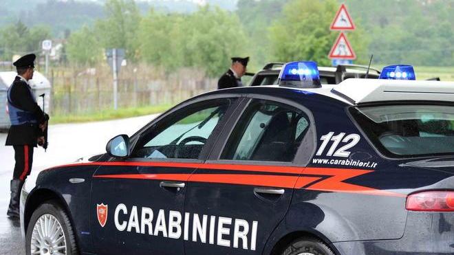 Svaligiano il bancomat in piena notte