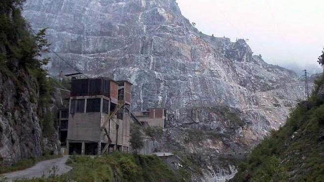 Stop alle cave di Renara: alla Dolomite 627mila euro