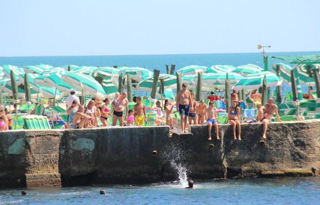 Ok alla stagione balneare prolungata 