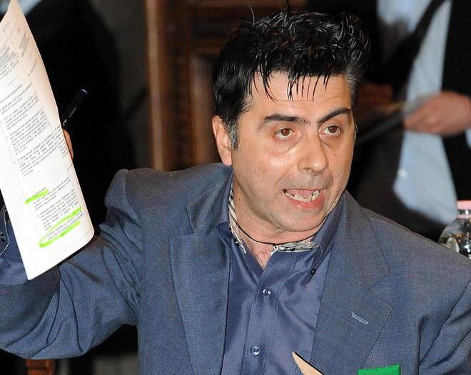 Paradiso, chiamato asino, replica allo scrittore Veronesi 