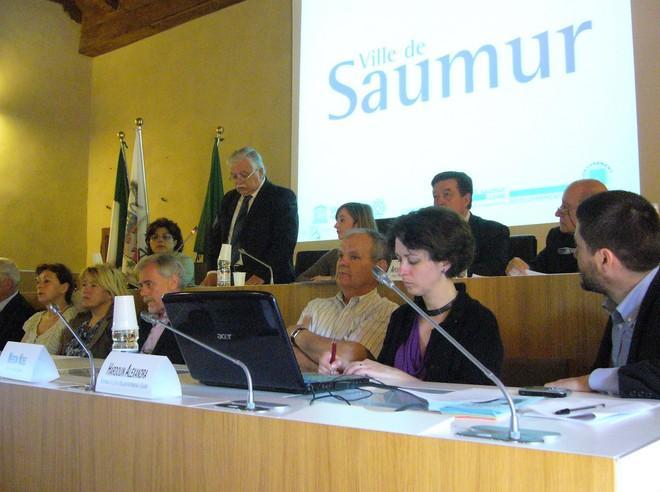 Formigine si gemella con Saumur 
