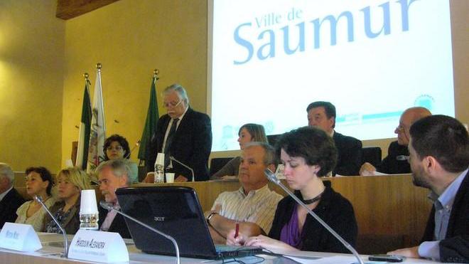 Formigine si gemella con Saumur