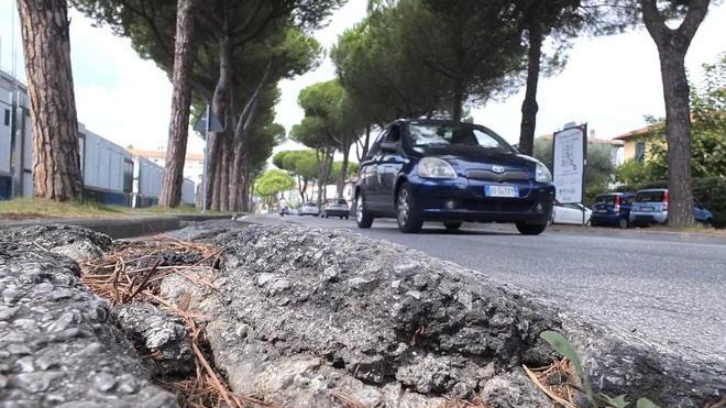 Sistemare le strade costa 5 milioni di euro all’anno