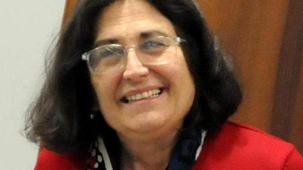 L’Asl: «Basta fare populismo, parlino specialisti ed esperti»