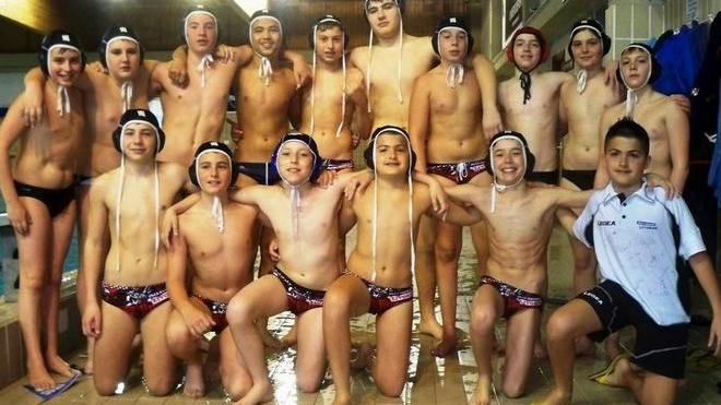 Pallanuoto, il ritorno inizia con uno stop non previsto