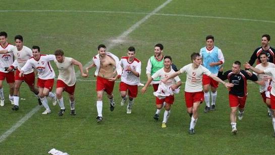 Red Devils soddisfatti fanno festa