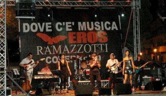 “Dove c’è musica” canzoni e show al Metropolitan 
