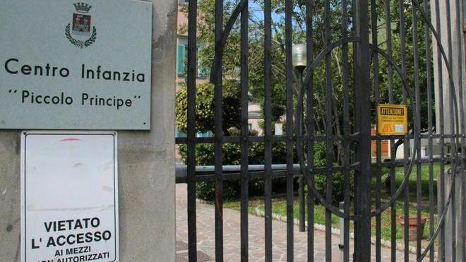 Topi nell’asilo comunale chiuso il Piccolo Principe