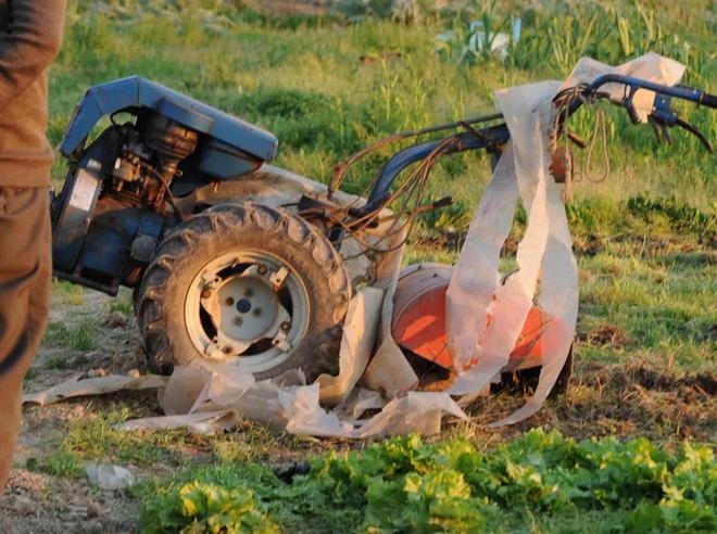 Pensionato ferito a un piede dal motocoltivatore 