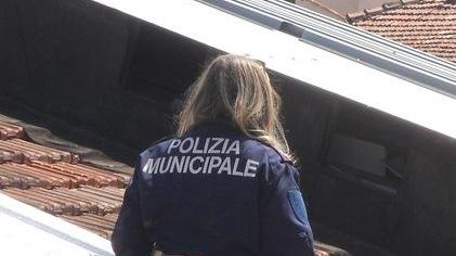 Undici operai tenuti sotto chiave