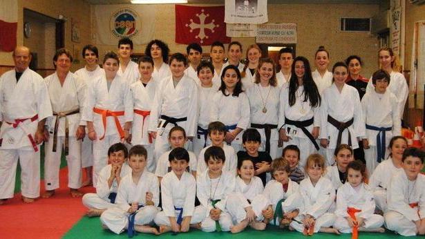 Il Karate Pisa di Franco Caselli si fa onore nei campionati Csen