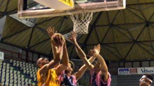 Bama spreca il match ball e va a garatre col Bottegone