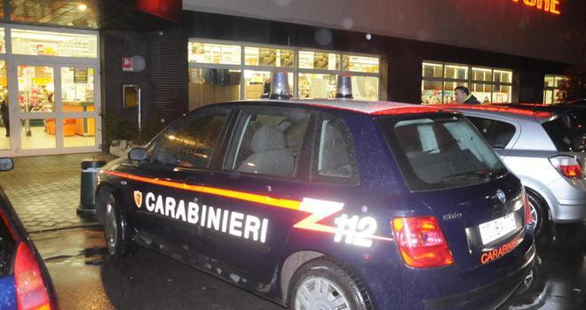 Armati di pistola rapinano l’Eurospar 