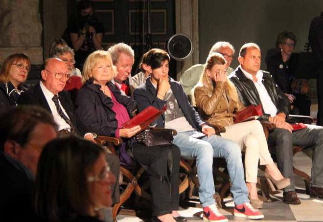 Dieci minuti di applausi per la lirica in Accademia