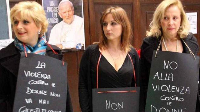 «No al femminicidio» Comitato Diana chiede aiuto al Papa