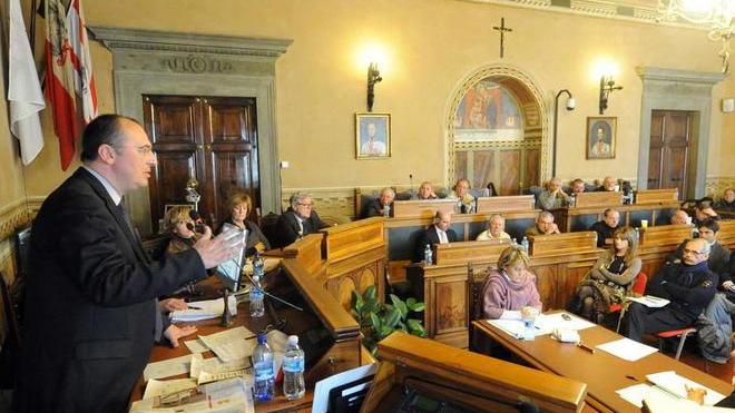 Sì dal consiglio comunale sul cambio di provincia