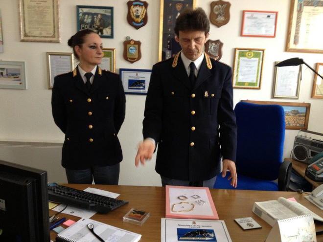Truffano compro oro, tre denunciati 