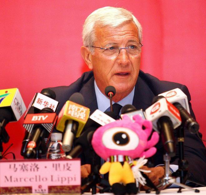E dalla Cina arrivano gli auguri di Marcello Lippi con un sms