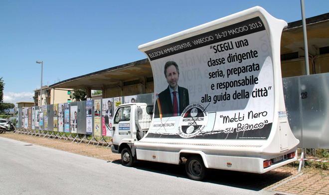 Sfida a colpi di... vela tra i candidati sindaco 