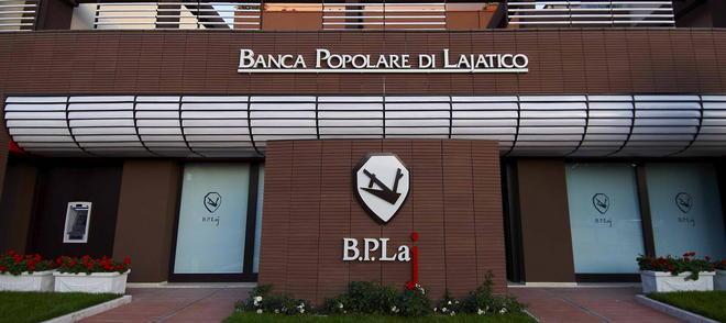 Allo sportello senza più carta 