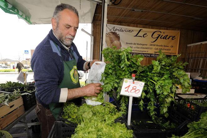 Sono 12 i posti per il mercato contadino